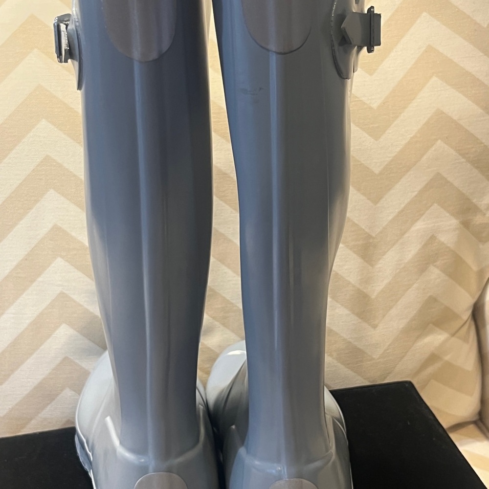 Hunter Kids Gray Rain Boots - Picture 2 of 4